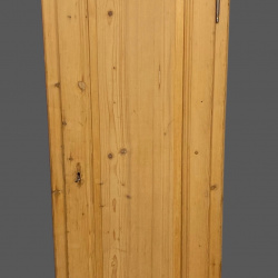 Armadio legno dolce primi '900 cm73x50 h.190